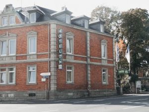 Image of Hotel Kitzinger Hof an der B8