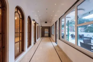 Image of Quality Inn by Lawrence Hotels