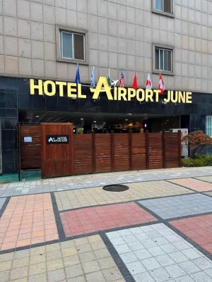 Image of Hotel Airport June