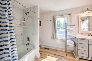 Image of 8 Mi to Dtwn Lancaster Home in Amish Country