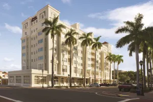 Image of Hampton Inn & Suites Bradenton