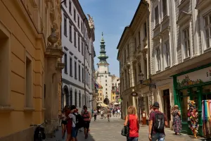 Image of Aapartamentoos