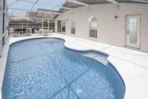 Image of Hampton Lakes 121