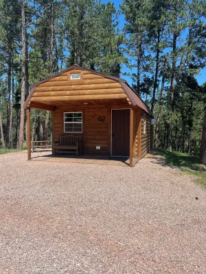 Image of Pine Haven Lodging