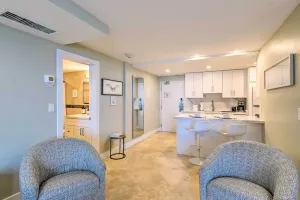 Image of Oceanfront Luxury Renovated Resort Getaway!