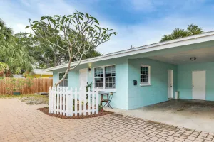 Image of Sarasota Duplex in Gillespie Park: 1 Mi to Dtwn!