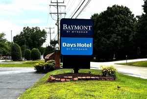 Image of Days Hotel by Wyndham Williamsburg I-64