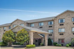Image of Ramada by Wyndham Catlettsburg Ashland
