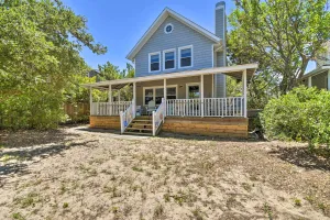 Image of Classic Chesapeake Beachside Cottage with Porch!