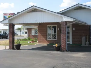 Image of Guest House Motel Chanute