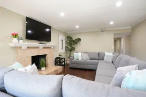 Image of Highly Upgraded, 5 Bed, 45 ba, New Pool w/Jacuzzi, 1/2 mile walk to Disney