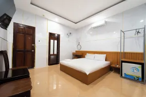Image of OYO 261 Binh Dung Hotel