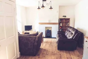 Image of 3-Bed Cottage-Plymouth-Dog friendly-Sleeps7