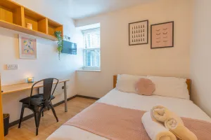 Image of 'Woodbury' at stayBOOM