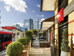 Image of ibis London Docklands Canary Wharf