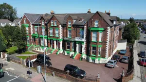 Image of Castle Lodge Guest House 86-88 Sheil Rd L6 3AF
