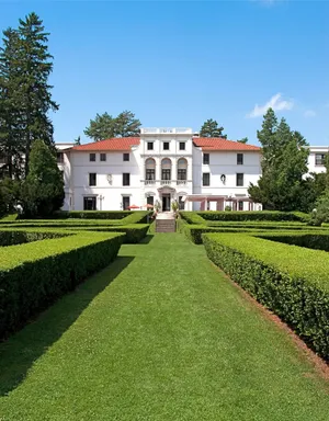 Image of Geneva On The Lake Boutique Resort Hotel