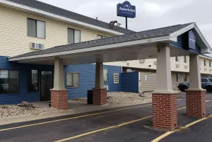 Image of AmericInn by Wyndham Mauston