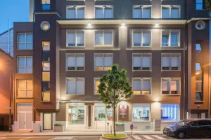 Image of Best Western Plus Grand Hotel Victor Hugo