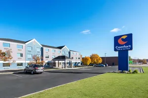 Image of Comfort Inn & Suites