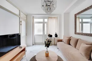 Image of Cosy and Chic 1BR - 4P- Eiffel Tower - Trocadero