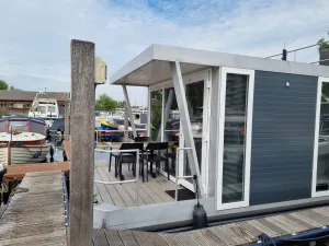 Image of Houseboat Havana