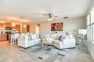 Image of 7 Mi to Beach: Spacious Ruskin Home w/ Patio