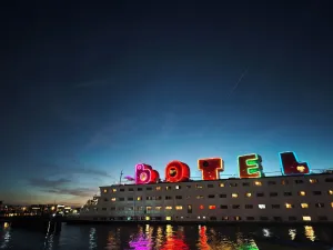 Image of Botel