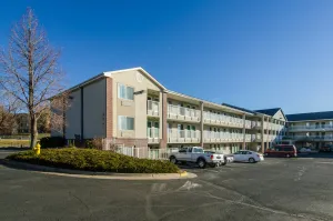 Image of HomeTowne Studios by Red Roof Denver - Thornton