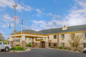 Image of Comfort Inn & Suites Black River Falls I-94