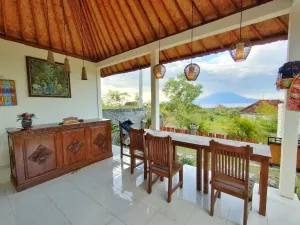 Image of Hotra Hill Cottage