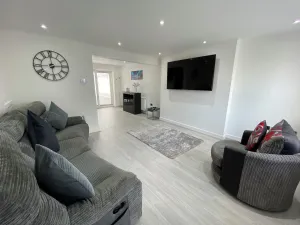 Image of Refurbished 3 Bedroom House