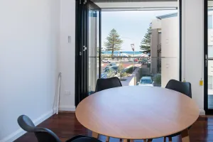 Image of Largs Oasis, Beach and Jetty views - Free wine