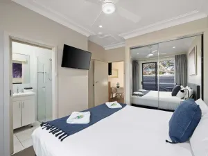 Image of Prickly Pear Stays in Mayfield