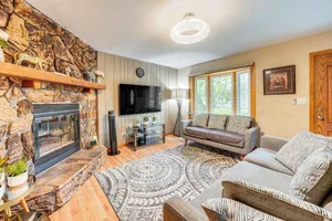 Image of 8 Mi to Nature Center: Streamwood Gem w/ Yard!