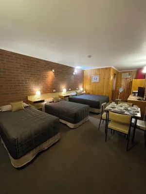Image of Country Roads Motor Inn