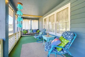 Image of 3 Mi to Beach: Home w/ Fire Pit in Hampstead!
