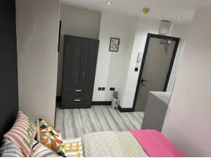 Image of Impeccable 1-bed Studio in London
