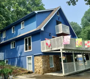 Image of Lil Black Bear Inn