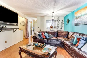 Image of 3 Mi to Dtwn New Haven: Colorful Condo w/ Yard!