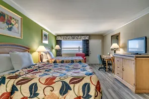 Image of Beachcomber Inn & Suites
