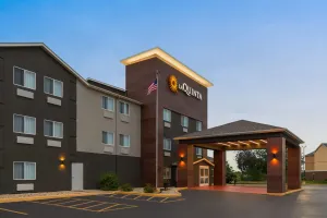 Image of La Quinta Inn & Suites by Wyndham Peru Starved Rock St Park