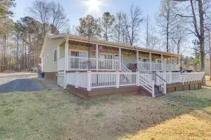 Image of Private Dock, Fire Pit: Lake Murray Family Escape!