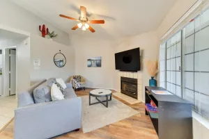 Image of 7 Mi to Dtwn Chandler Pet-Friendly Condo with Pool