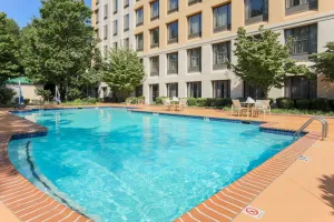 Image of DoubleTree by Hilton Atlanta Airport