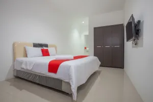 Image of RedDoorz @ Kertajaya Surabaya