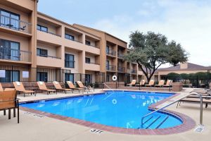 Image of Courtyard by Marriott Dallas Northwest