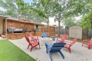 Image of 9 Mi to Downtown Home with Deck in San Antonio