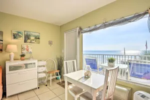 Image of Waterfront Daytona Beach Studio with Pool Access!