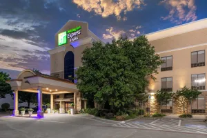 Image of Holiday Inn Express Arlington Interstate 20 Parks Mall by IHG